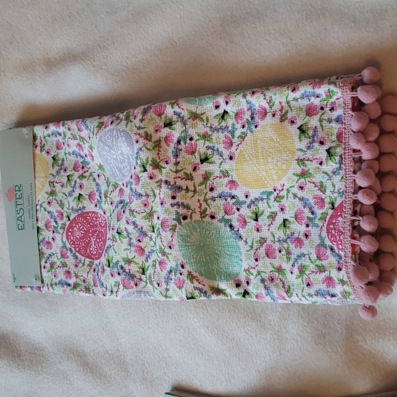 Easter hand towels - Picture 3 of 5